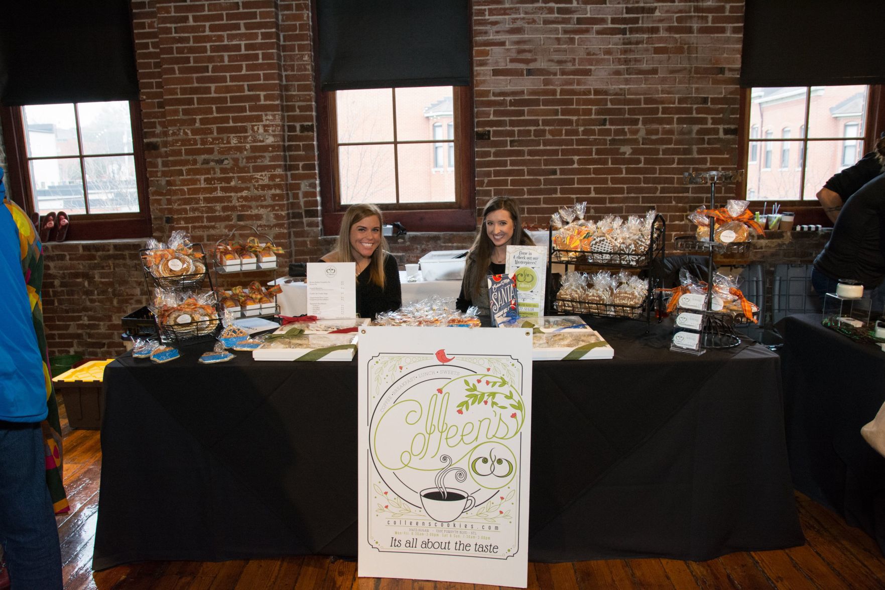 St. Louis Post-Dispatch Holiday Pop & Shop Event